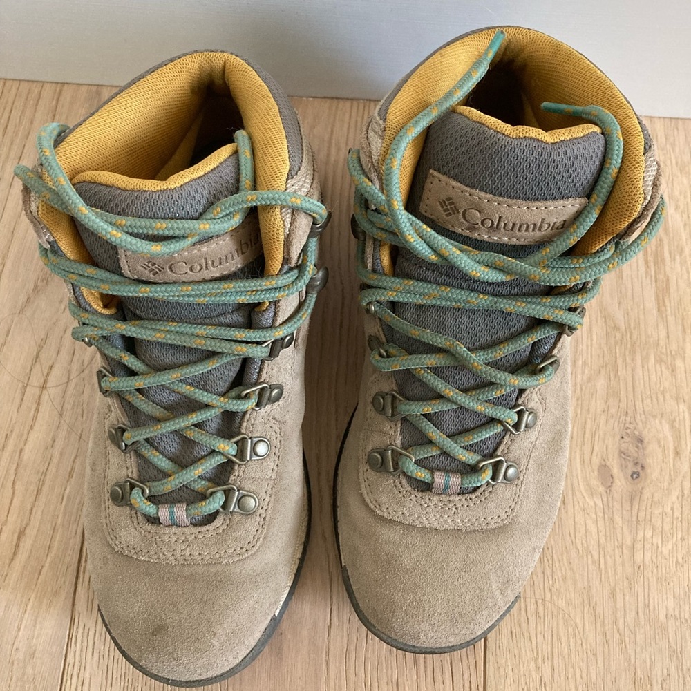 Columbia Newton Ridge Plus Amped Women's Waterproof Hiking Boots